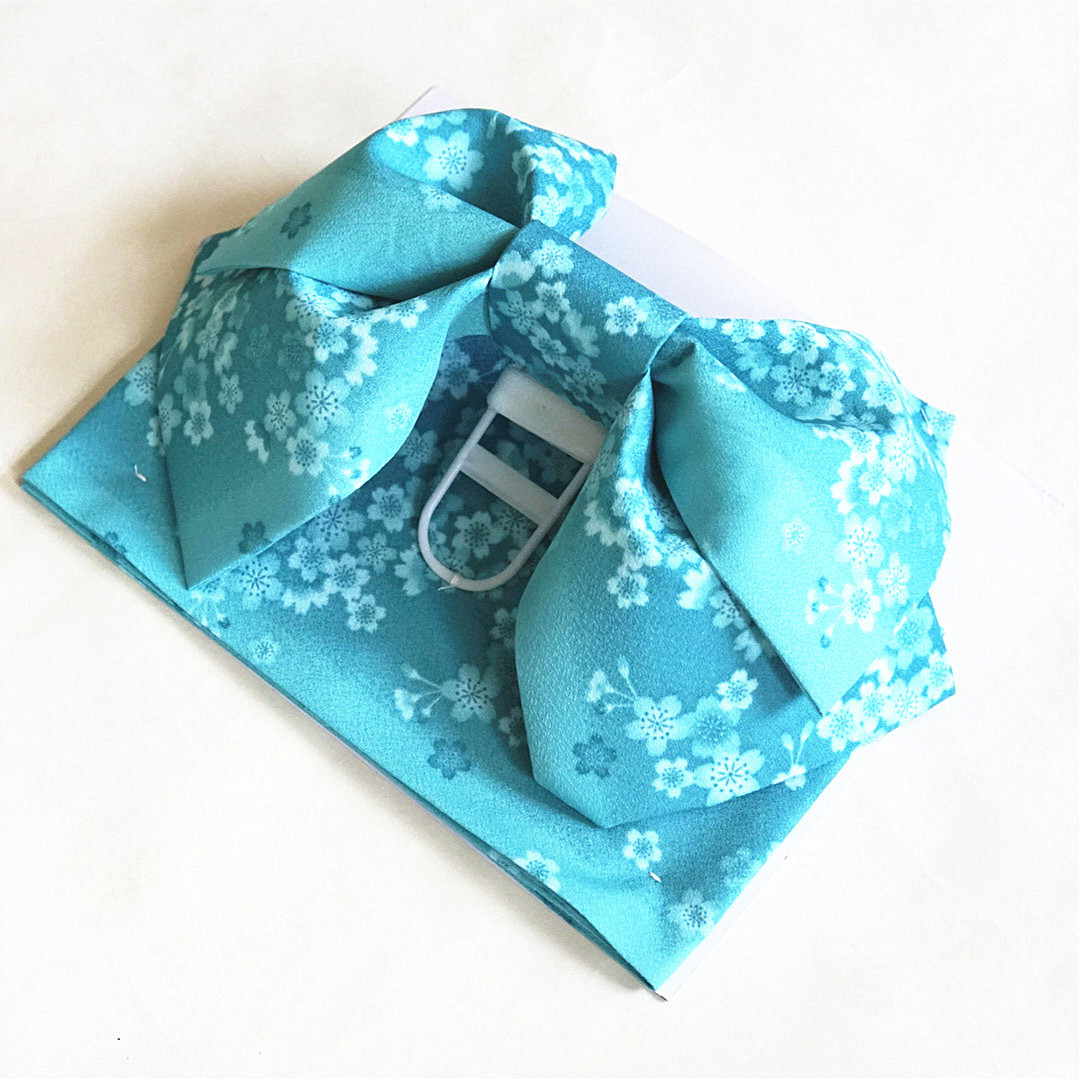 Japanese Women's Multi-Color F - огляд і ціна Bow Tie Pre Tied